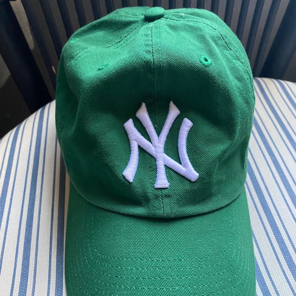 Green Urban Outfitters Yankees Hat - Never Worn!